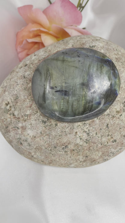 GALET LABRADORITE